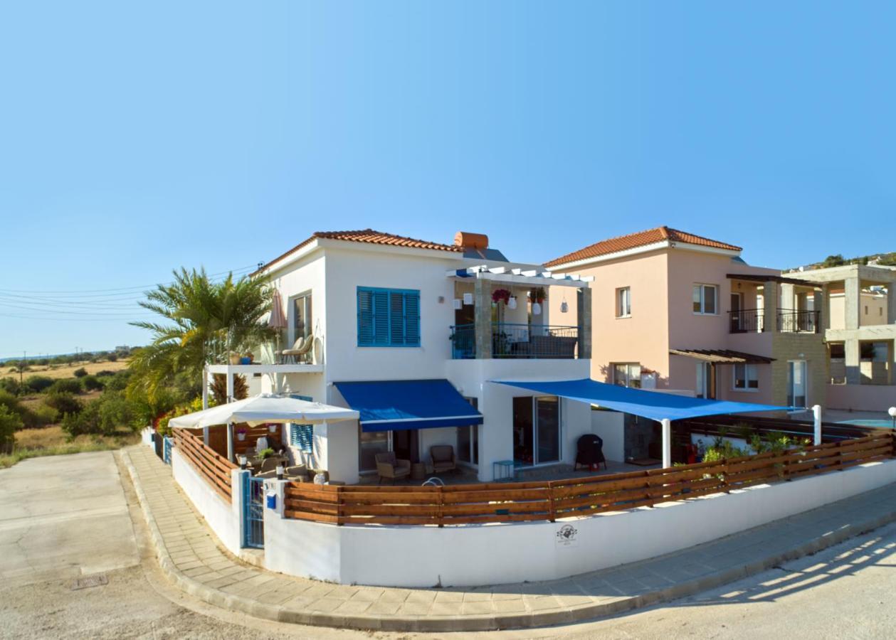 Villanelle Bed & Breakfast Welcomes Dog Lovers Only Tala 외부 사진