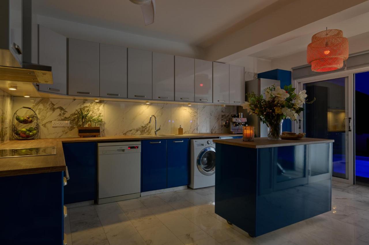 Villanelle Bed & Breakfast Welcomes Dog Lovers Only Tala 외부 사진